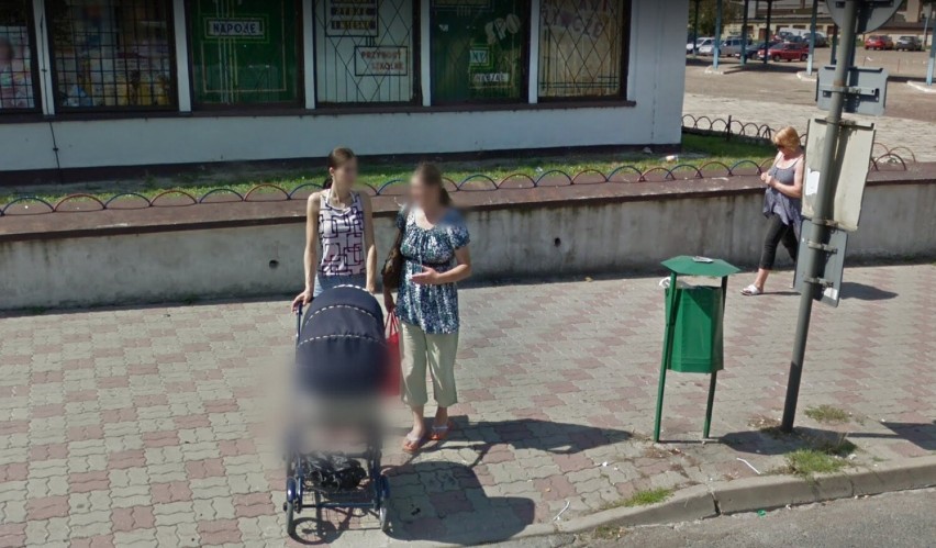 Jak ubierają się mieszkańcy Krasnegostawu? Sprawdziliśmy za pomocą Google Street View