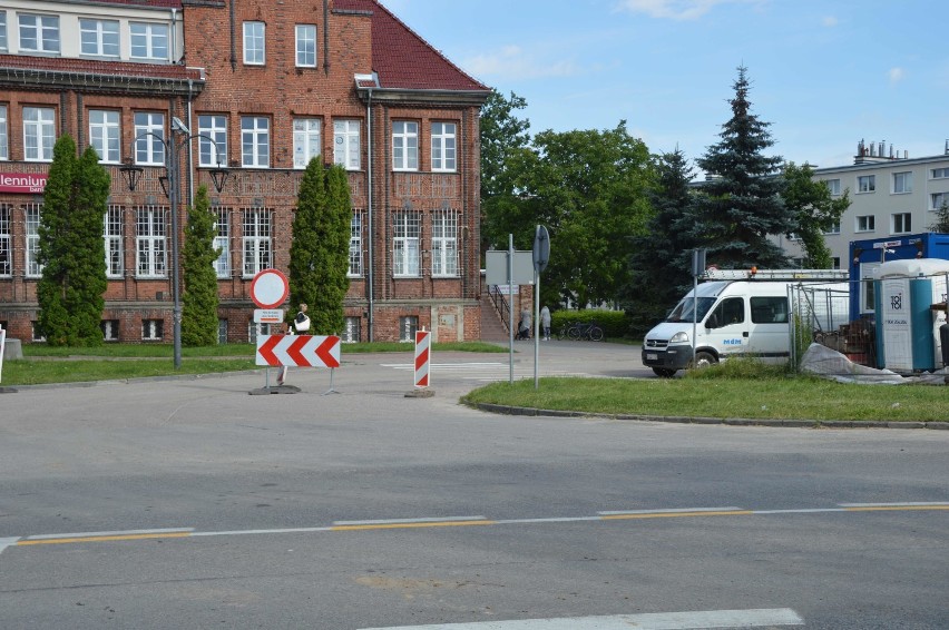 Malbork. Skrzyżowanie ul. Żeromskiego z ul. Słowackiego już zamknięte dla ruchu [ZDJĘCIA]