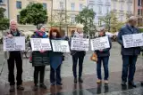 Kraków. Demonstracja w geście solidarności z mężczyzną, który podpalił się w Warszawie