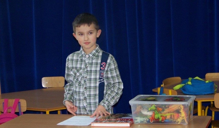 Siedmioletni Kamil Świętczak w SP w Broszkach wygłosił...