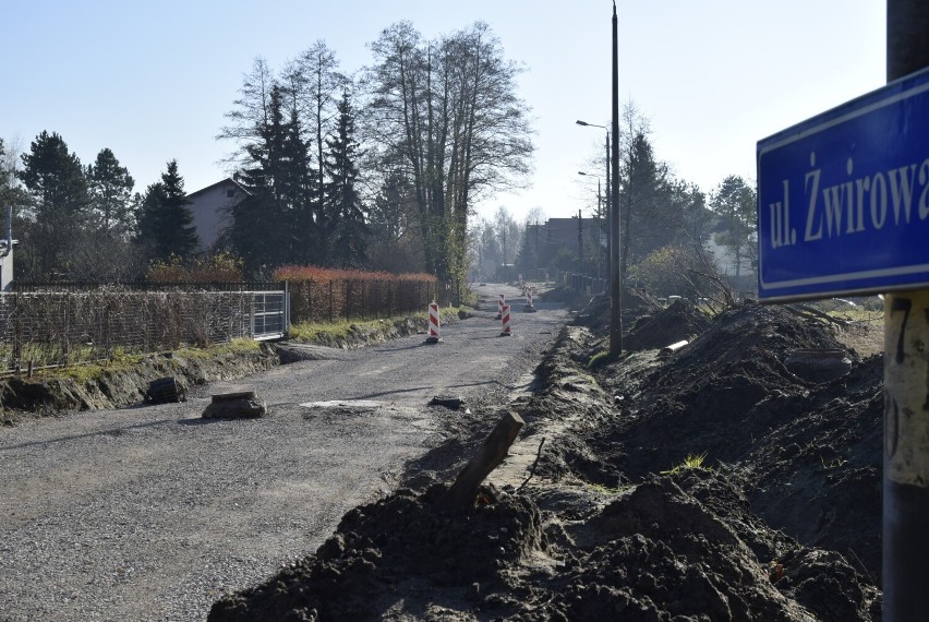 Kłopoty z przetargiem,  problematyczna realizacja – ratusz rozwiązał umowę firmą, która miała przebudować ulice na Halinowie