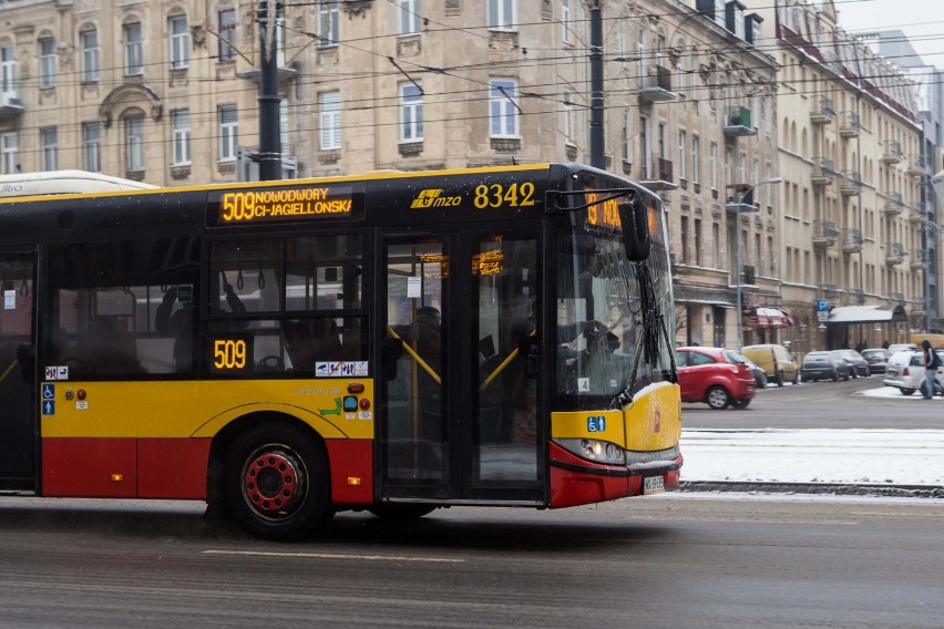 Wyjątkowo uciążliwa dla pasażerów linia. Trasa 509 prowadzi...