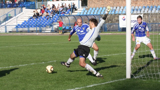 Damian Jaroszewski, bramkarz Górnika Wałbrzych, nie będzie grał przez najbliższe 2-3 tygodnie ze względu na kontuzję łokcia