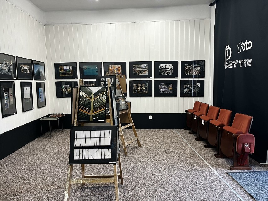 Wystawa "Industrialne Radomsko" otwarta. Zdjęcia w Galerii Przystanek Cooltura i Muzeum Drukarstwa w Radomsku