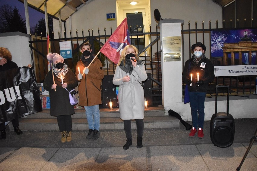 Organizacje ekologiczne spotkały się pod Konsulatem...