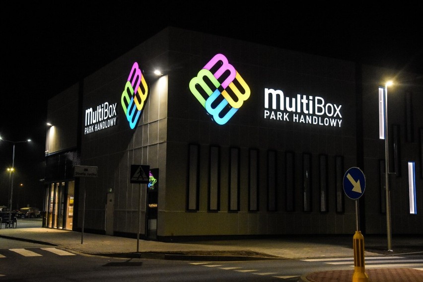 Szamotuły. Park handlowy Multibox szykuje się do wielkiego otwarcia. Jakie sklepy będą tu działać?