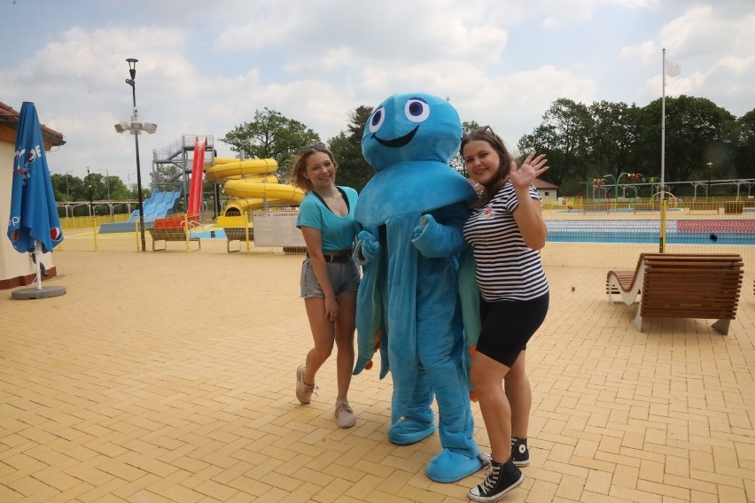 Letni Park Wodny AquaFun Legnica jest już otwarty! Woda w nieckach jest ciepła, zobaczcie zdjęcia