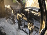 Spłonął samochód w Szamocinie, był w ruchu. Na szczęście nikomu nic się nie stało (ZDJĘCIA)