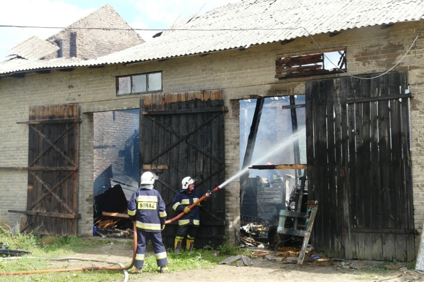 Pożar stodoły we wsi Władysławów (gm. Sadkowice), W środku...