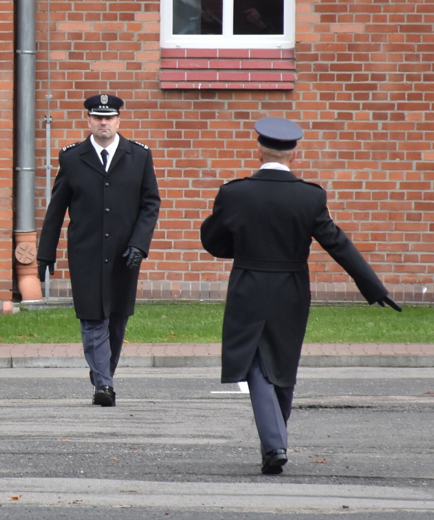 Święto Niepodległości w Malborku. W 22 Bazie Lotnictwa Taktycznego odbyła się uroczysta zbiórka