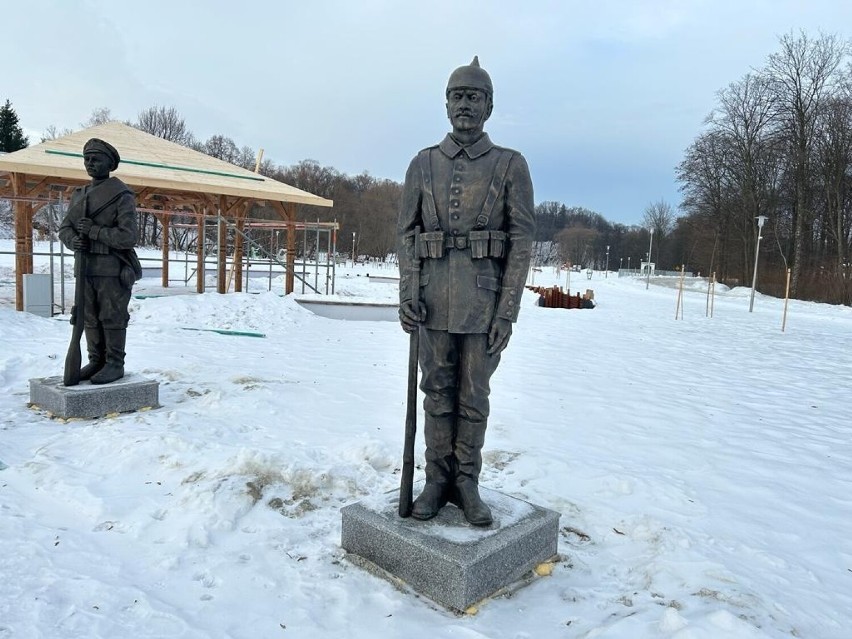 W Siarach tuż obok parku linowego powstają parki historyczny...