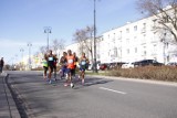 Warszawski Półmaraton Pokoju 2022. To już 16. edycja warszawskiego biegu na 21 km [ZDJĘCIA UCZESTNIKÓW, część 2]