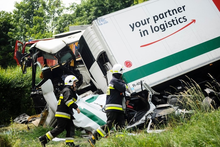 08.06.2018 tenczyn 
droga krajowa nr 7 zakopianka wypadek...