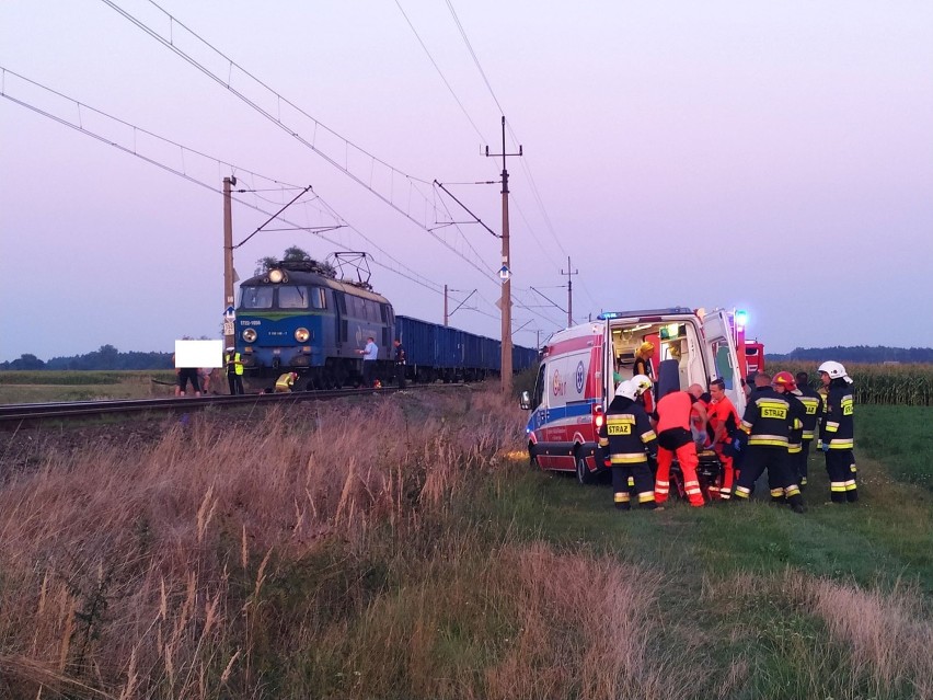 Znamy szczegóły akcji na torowisku w Biadkach, gdzie starszy mężczyzna rzucił się pod pociąg [GALERIA]