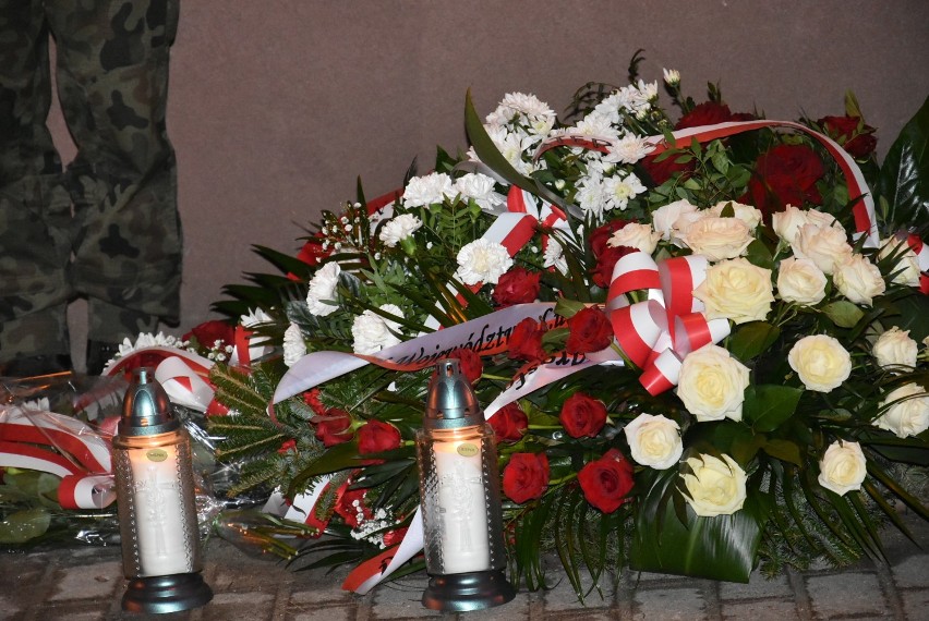 Uroczyste obchody Narodowego Dnia Pamięci Żołnierzy Wyklętych w Zamościu. Oddano hołd Żołnierzom podziemia niepodległościowego [ZDJĘCIA]