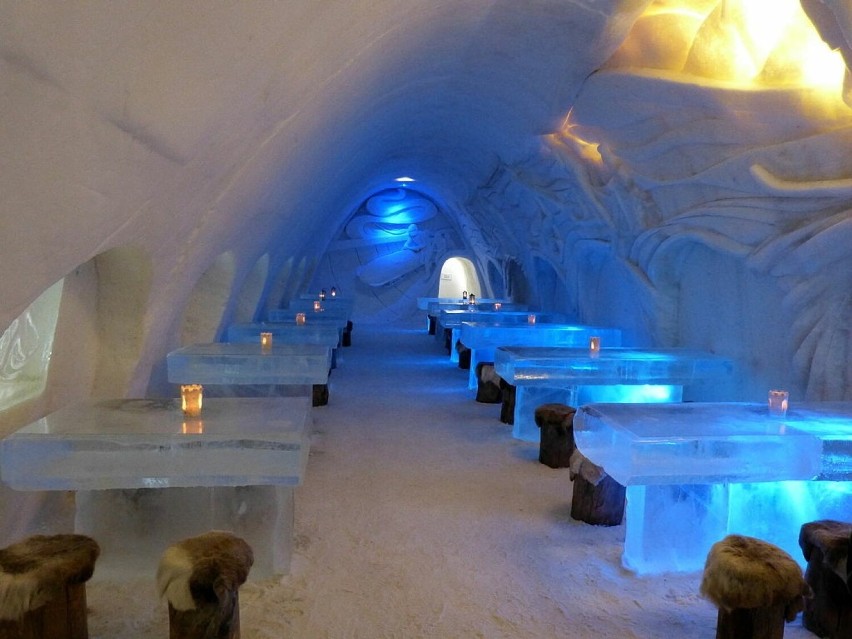 SnowCastle to największy hotel lodowy na świecie. Jest...