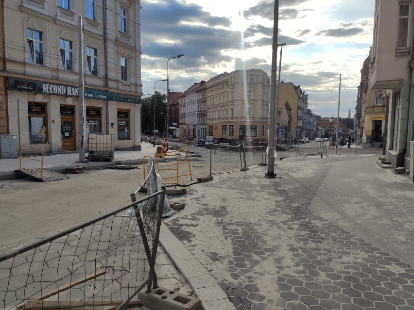 Śródmieście. Raport zdjęciowy z remontu głównych ulic Zgorzelca. Jak postępują prace?