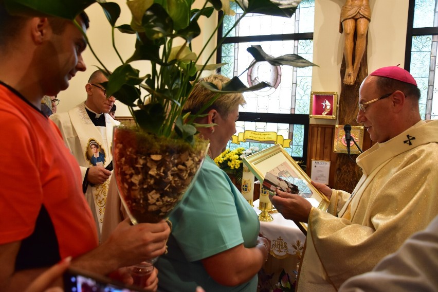Uroczystość wniesienia relikwii św. Jana Pawła II odbyła się...