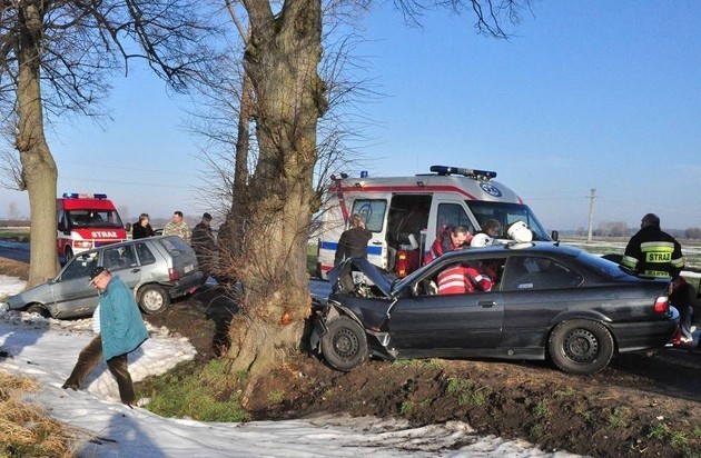 W wypadku pod Czempiniem najbardziej ucierpiała pasażerka bmw