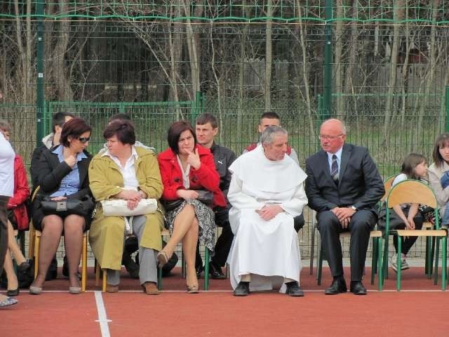 Żarki: Uroczyste otwarcie Orlika przy Szkole Podstawowej w Żarkach