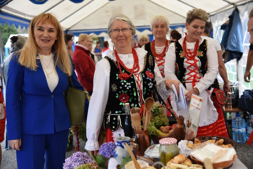 Prezentacja tradycji kulinarnych Podkarpacia w Morawsku koło Jarosławia [ZDJĘCIA]