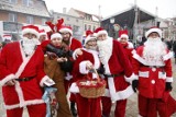 Jarmark Bożonarodzeniowy wystartował na Placu Zamkowym! Motocyklowa Grupa z Konina częstuje najmłodszych mieszkańców słodkościami [ZDJĘCIA]