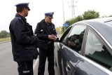 Dwóch przestępców drogowych w rękach kłodzkich policjantów - zignorowali sądowe zakazy
