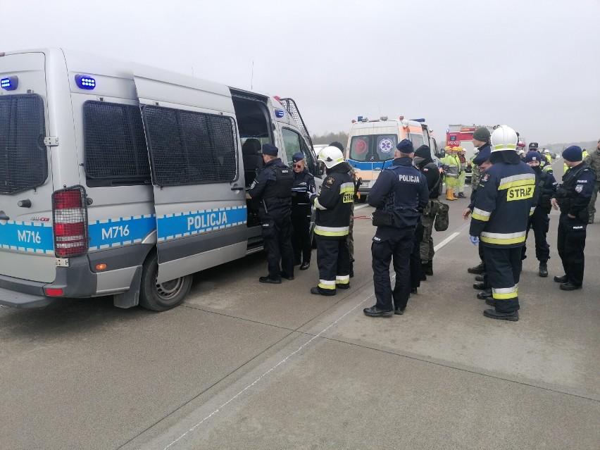 Ćwiczenia służb ratunkowych na drodze ekspresowej Suwałki- Budzisko