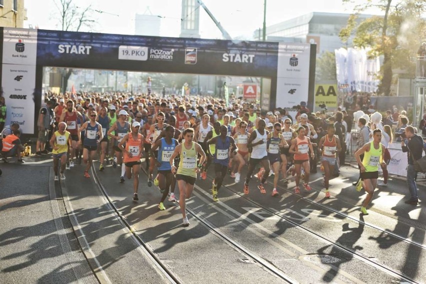 Punktualnie o godz. 9 rozpoczął się 19. PKO Poznań Maraton....