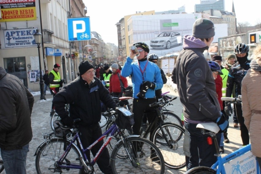 Poznańscy rowerzyści przywitali wiosnę [zdjęcia]
