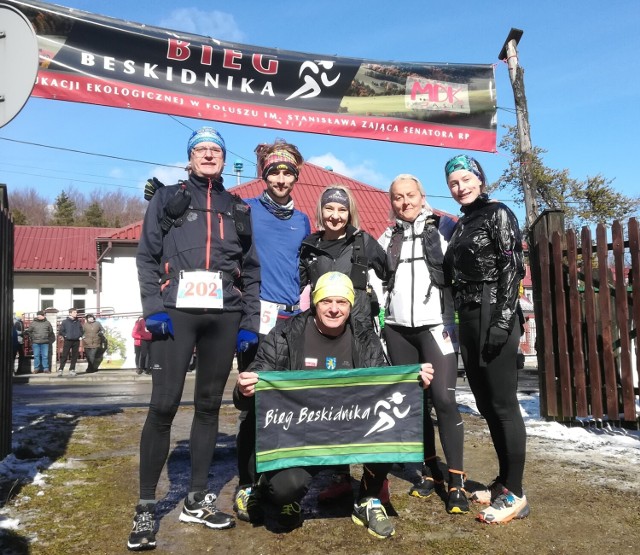 Gorlicka Grupa Biegowa silnym składem wystartowała w Biegu Beskidnika. Stanisław Tomasik z Szymbarku wygrał bieg główny na 21 kilometrów