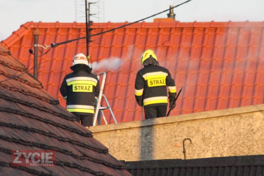 Pożar w jednym z budynków w Zdunach [ZDJĘCIA]          