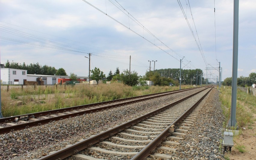 Kłoda. W poniedziałek 1.03.2021 r. zostanie zamknięty przejazd kolejowy w Kłodzie. Chodzi o prace modernizacyjne [ZDJĘCIA]