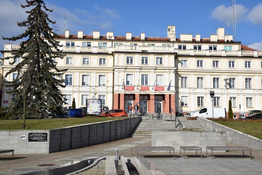 Radni powiatu gdańskiego za sporządzeniem dokumentacji podziemnego parkingu w Pruszczu