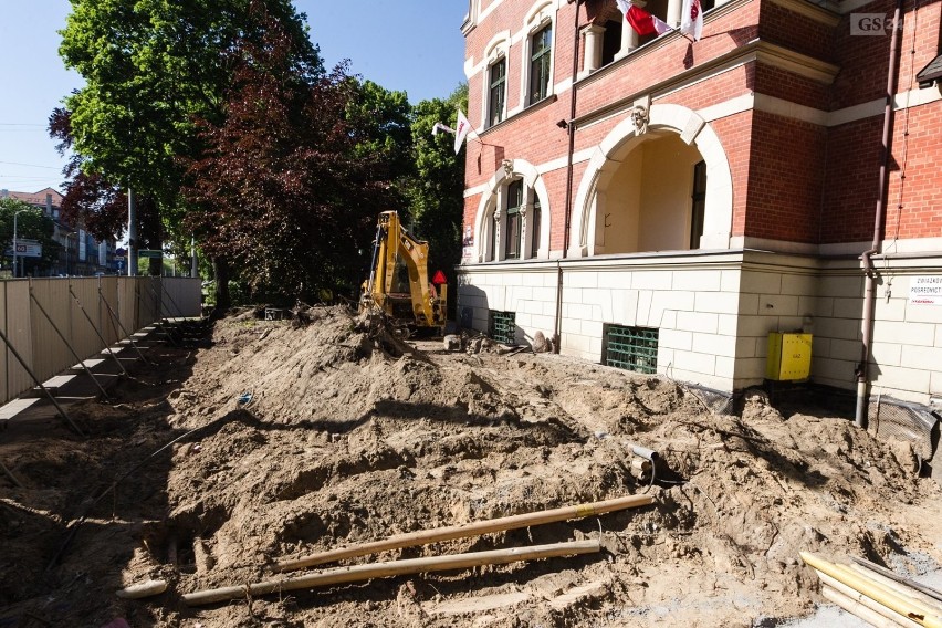 Pomnik Lecha Kaczyńskiego w Szczecinie. Ruszyły prace. Kiedy odsłonięcie? [ZDJĘCIA]