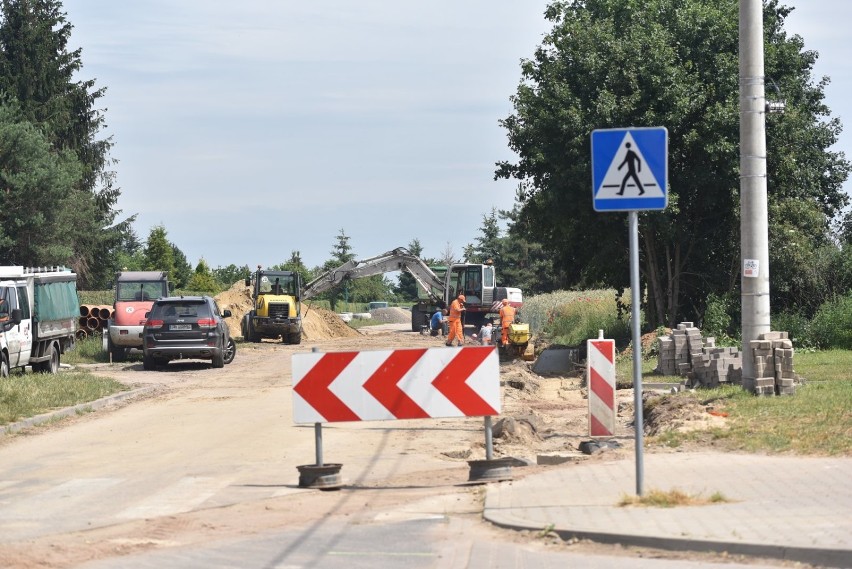 KOŚCIAN. Trwa przebudowa ul. Czempińskiej i Pułaskiego....