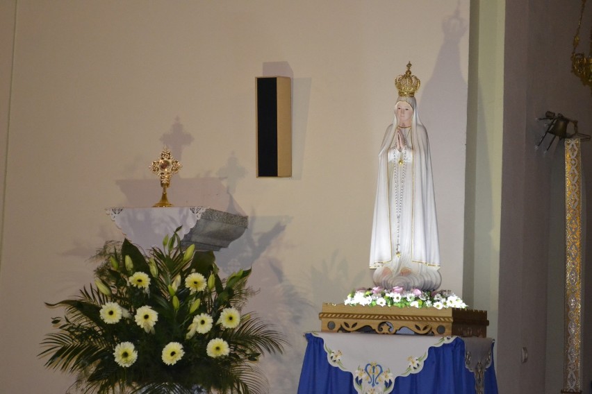 Strzegom: Figurka Matki Boskiej Fatimskiej w Stanowicach