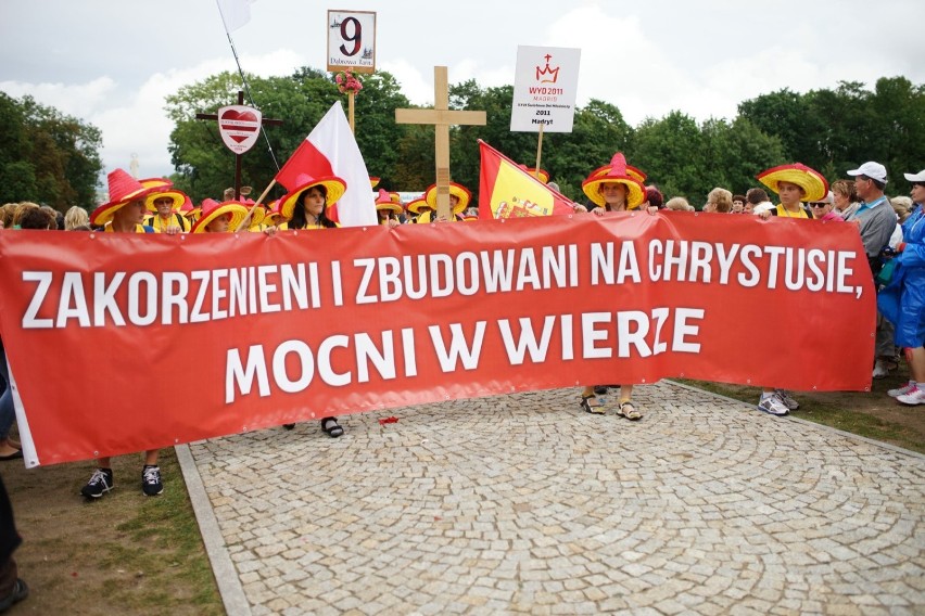 Wejście pielgrzymki tarnowskiej na Jasną Górę (2015 rok).