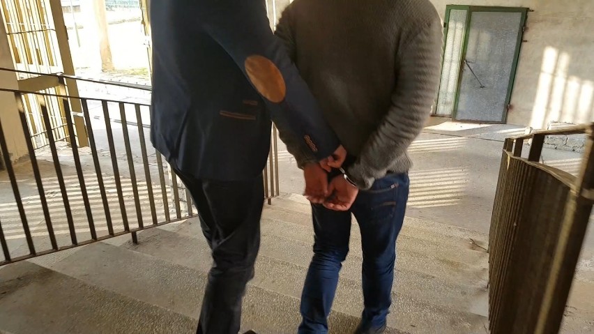 Policjanci zatrzymali 33-letniego złodzieja sejfu