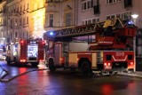Pożar na ulicy Piotrkowskiej: pięć osób trafiło do szpitala [zdjęcia+wideo]