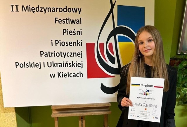 Amelia Zielińska została wyróżniona na II Międzynarodowym Festiwalu Pieśni i Piosenki Patriotycznej Polskiej i Ukraińskiej w Kielcach.