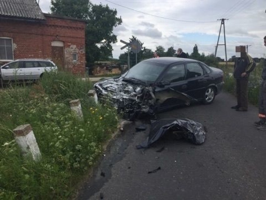 Do groźnie wyglądającego zdarzenia doszło na przejeździe...