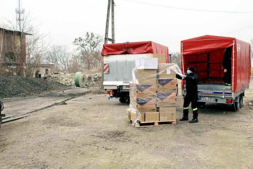 Transport przygotowały wspólnie Komenda Powiatowa Państwowej Straży Pożarnej w Pleszewie i Ochotnicza Straż Pożarną w Dobrzycy