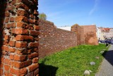 Kolejny przetarg na projekt konserwacji fragmentu średniowiecznych murów obronnych w Tczewie. Są tańsze oferty 