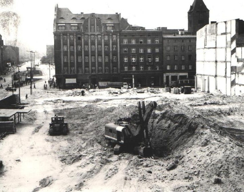 Centrum Poznania w latach 60. i 70. wyglądało zupełnie...