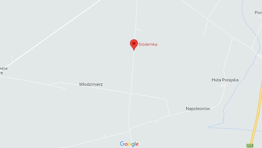 Wieś Siódemka należy do gminy Wielgomłyny. Wchodzi w skład...