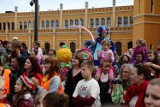 Parada Brave Kids. Odważne dzieciaki tańczyły sambę na Dworcu Głównym we Wrocławiu [zdjęcia]