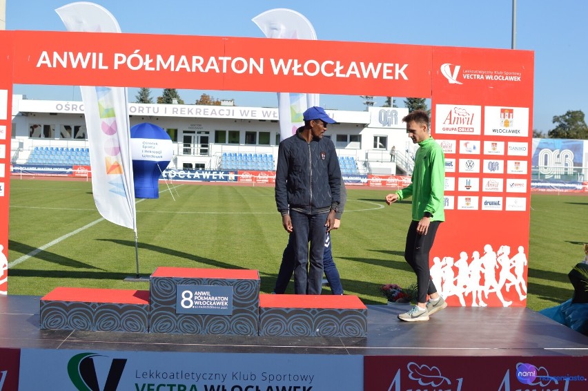 8. Anwil Półmaraton 2021 we Włocławku - dekoracja