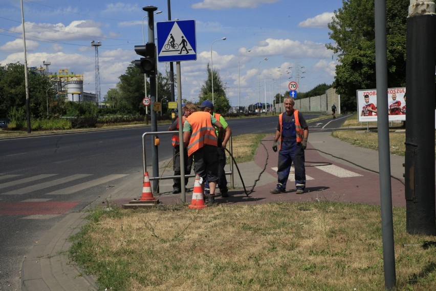 Remonty ulic w Łodzi. Włókniarzy, Kopcińskiego, Gdańska. Rozpoczęły się letnie remonty dróg. Utrudnienia na łódzkich uli