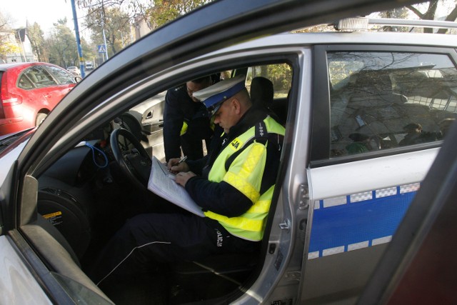 Policja Legnica: sprawdzą pieszych i rowerzystów